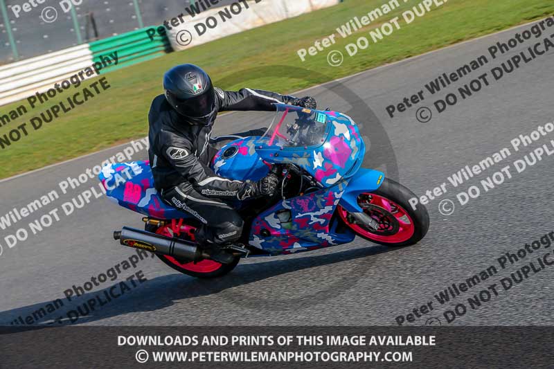 PJM Wedding Photography;enduro digital images;event digital images;eventdigitalimages;mallory park;mallory park photographs;mallory park trackday;mallory park trackday photographs;no limits trackdays;peter wileman photography;racing digital images;trackday digital images;trackday photos